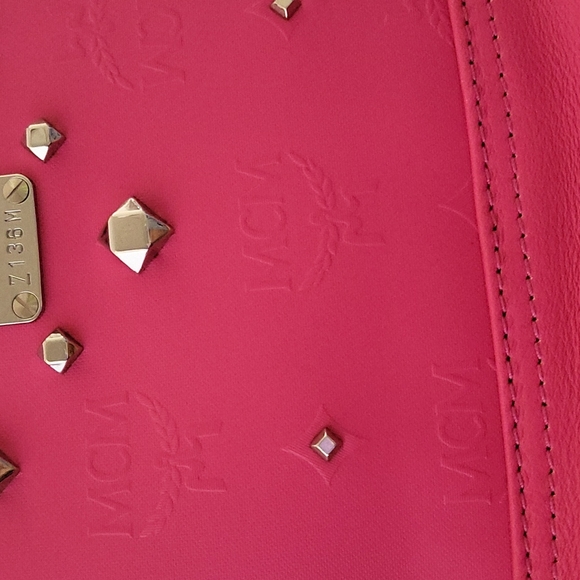 MCM hot pink backpack - Picture 4 of 11